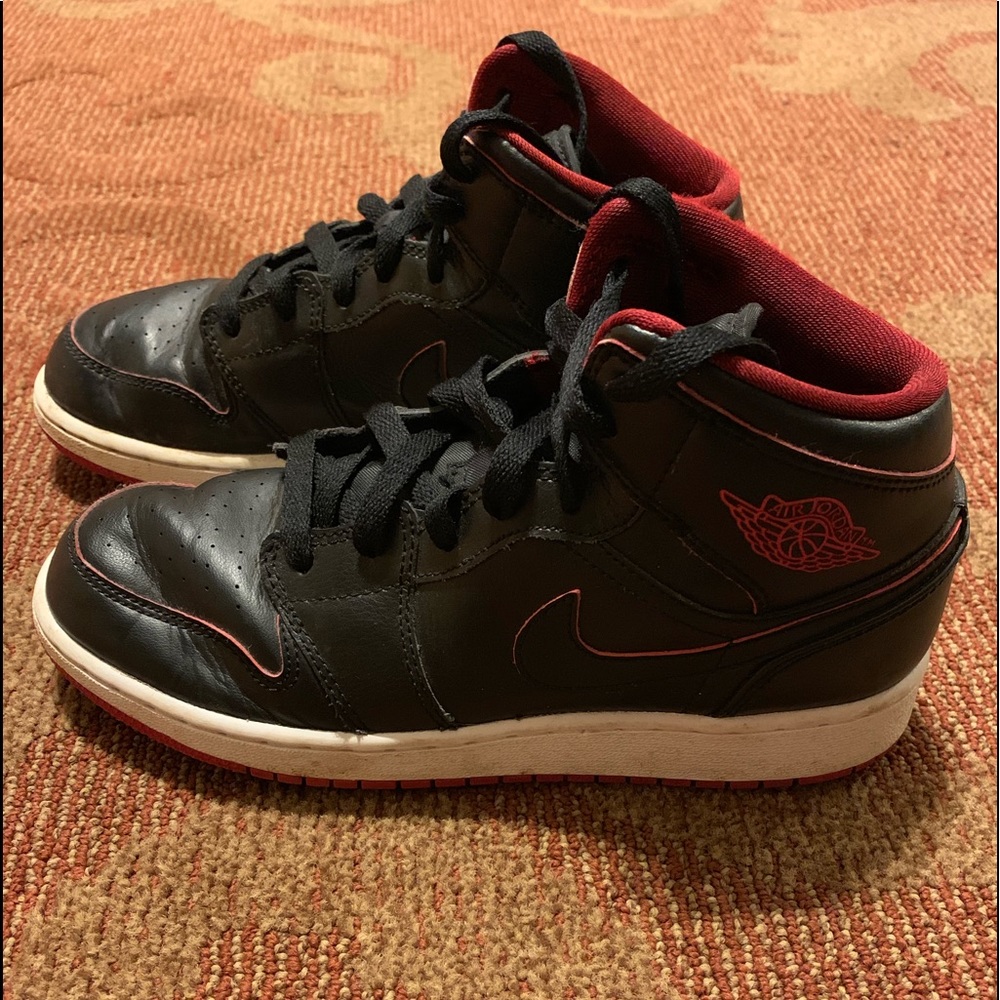 Boys Jordan 1